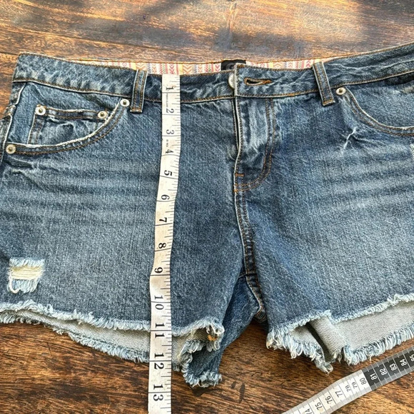Ripcurl size 13 denim micro shorts beach brand cut offs distressed - Picture 8 of 9